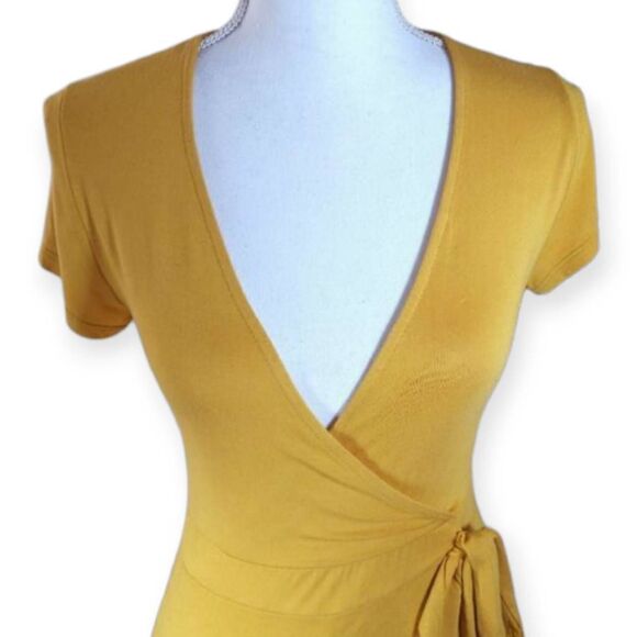 ROLLA COSTER MUSTARD YELLOW FAUX WRAP ROMPER SZ.S EUC. - Picture 2 of 7